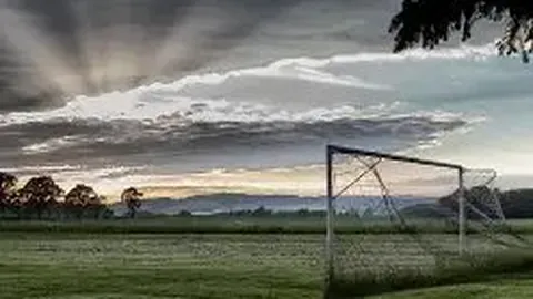 雷斯深情回忆MSN时代的辉煌巴萨：梦之队终极目标，征服欧冠或世界杯之巅！