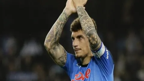 “西篮甲精准五射，高效质量亮点频现，专注与信心铸就辉煌表现！”